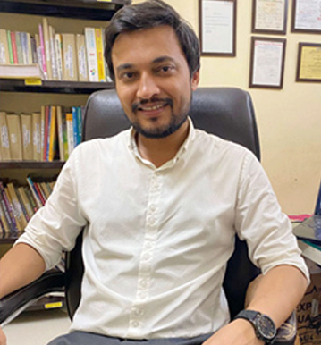 Dr.Harish Kumar Grewal,Director HKGC